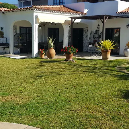 Villa Mauresque